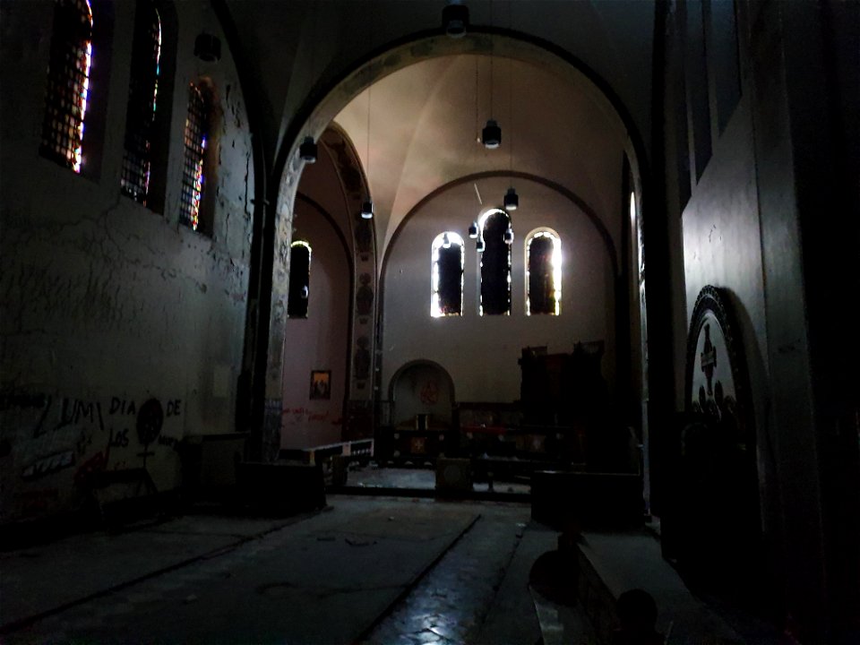 Urbex Kasteel en klooster St. Anna te Heel, hoop