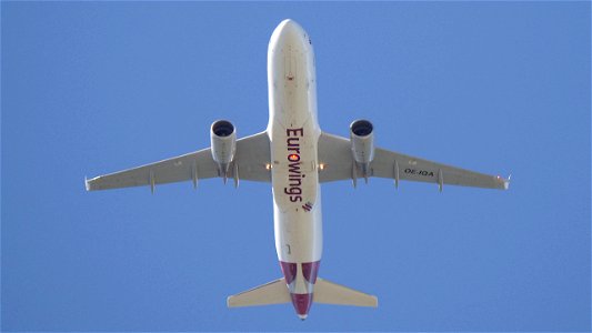 Airbus A320-214  OE-IQA Eurowings Europe from Palma de Mallorca (6600 ft.)