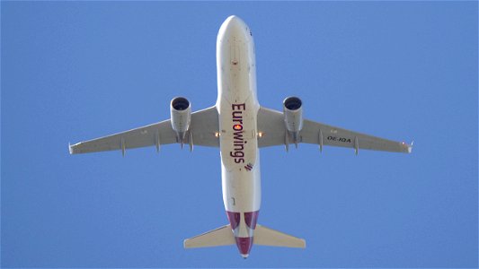 Airbus A320-214 OE-IQA Eurowings Europe from Palma de Mallorca (6600 ft.) photo