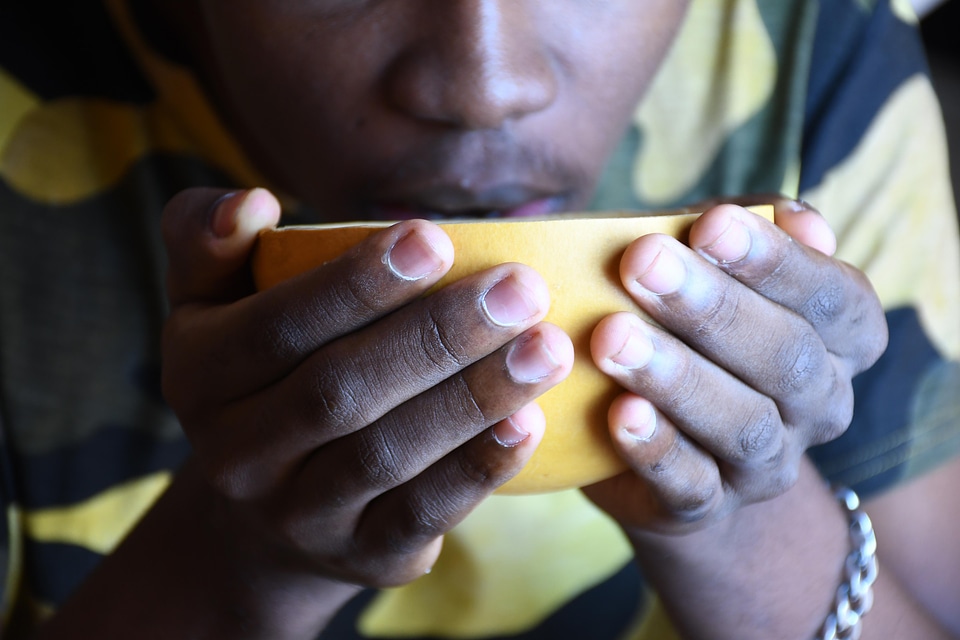 Calabash hands fingers