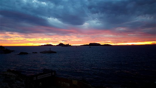 Les îles du Frioul de la corniche Kennedy