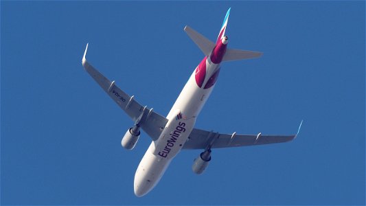 Airbus A320-214  OE-IQA Eurowings Europe from Palma de Mallorca (8100 ft.)