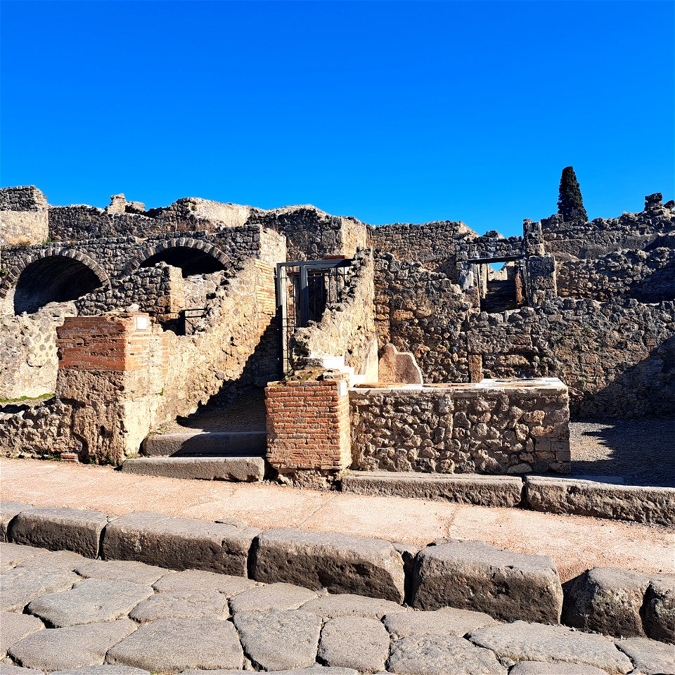 Fast Food Outlets Ruins Pompeii Italy