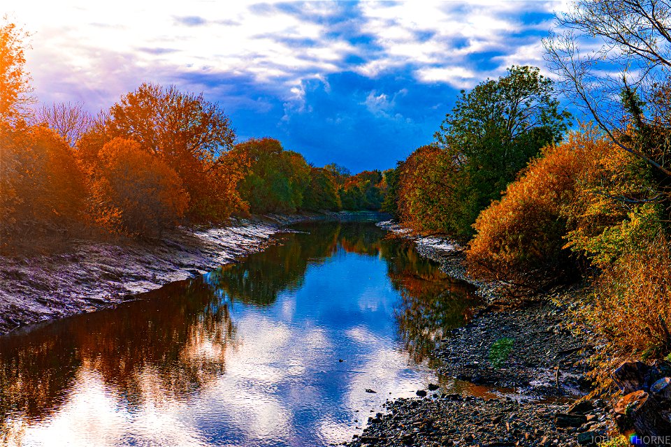 Autumn River Medway