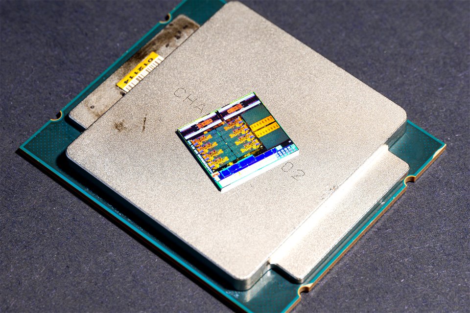 Via@16nm@Centaur_Technology@CHA_SoC@CNS_NCORE___DSC05797-DSC05797