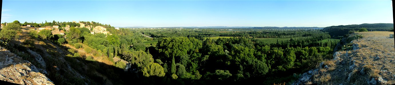 202208_0069 - 202208_0073