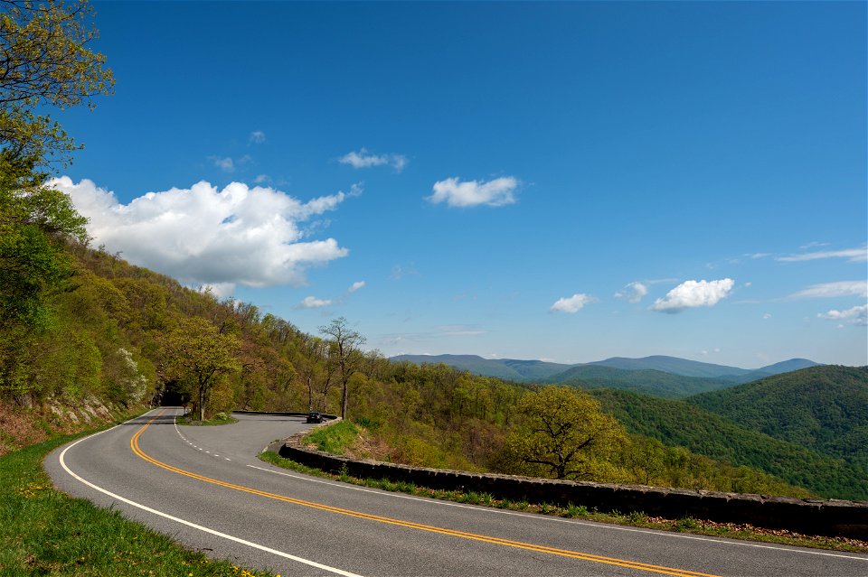 Early Spring at Tunnel Parking Overlook