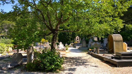 Cimetière du Tholonet