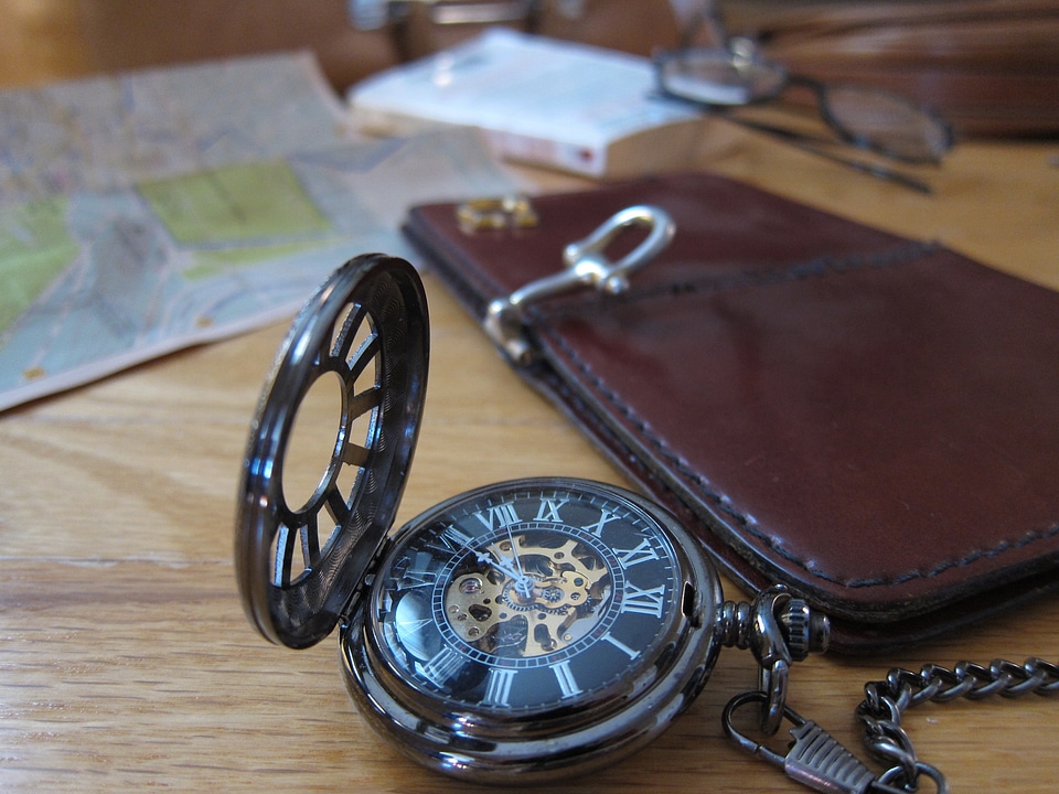 Suitcase discovery adventure