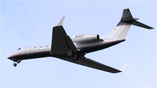 Gulfstream G450 N59CF from White Plains Westchester County Airport - New York  (3500 ft.)