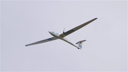 Glaser-Dirks DG-800B D-KOTO Segelflugzeug