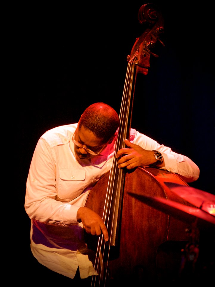 John Scofield 'Combo 66', 12 mei 2019 LantarenVenster Rotterdam - Vicente Archer