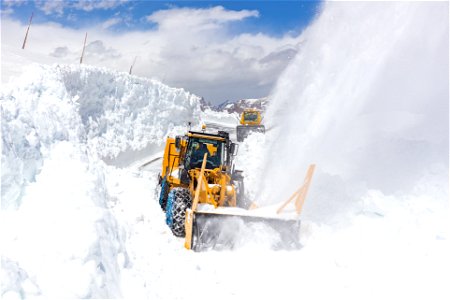 Plowing Beartooth Highway 2021 (19)