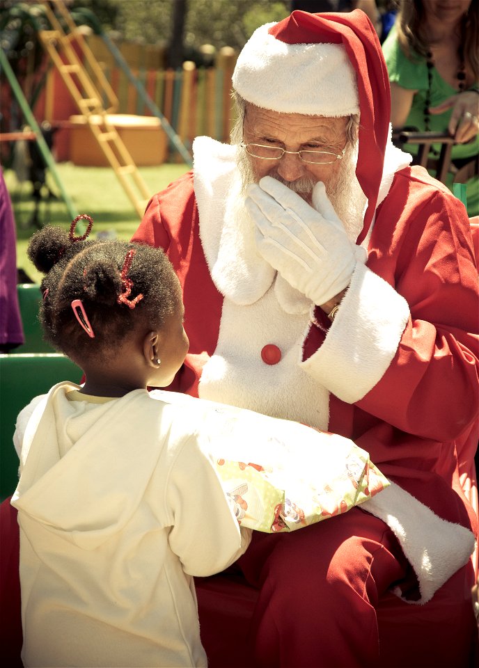 Santa's Visit 2011 - Little Creations_-19