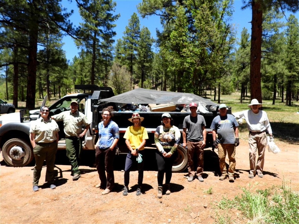 Pickin' Up in the Pines May 2022