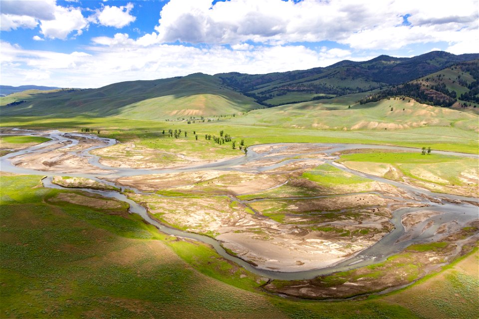 Yellowstone flood event 2022: Lamar River and Lamar Valley (after 2)