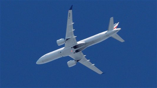 Airbus A220-300 (Bombardier CSeries CS300) F-HZUF Air France from Paris (16500 ft.)