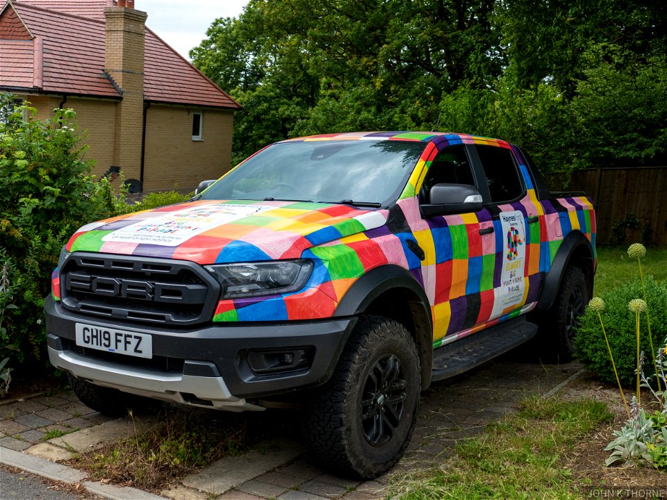 Elmer the patchwork elephants car