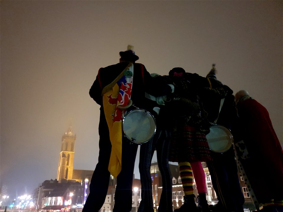 Carnaval Roermond op de Stenen Brug