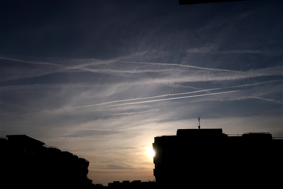 sunset_apus_日落-2022_1220_164434(1)