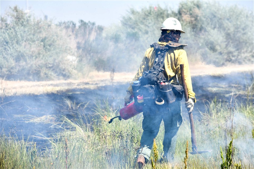 BLM’s Folsom Lake Veterans Crew perform RX Burn at Cosumnes River Preserve restoring critical habitat.