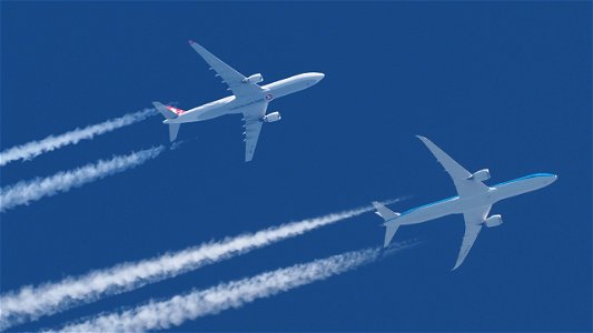 Airbus vs. Boeing: