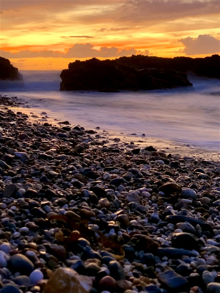 Sunrise on Quarry Beach pebbles
