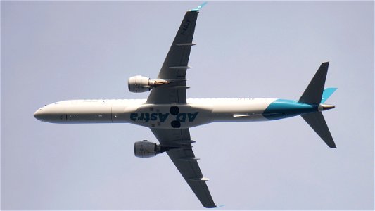 Embraer E195LR I-ADJY Air Dolomiti from Valencia (7600 ft.)