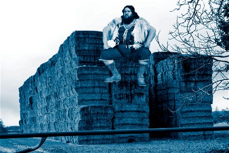 Giant Haystack Ryarsh Kent