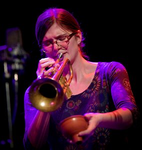 Dinosaur, 11 mei 2018 Lantaren Venster Rotterdam - Laura Jurd