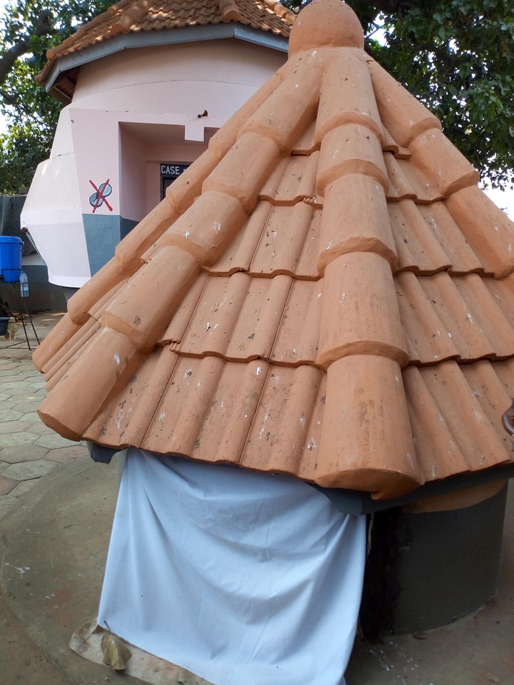 Hut purification ancestral