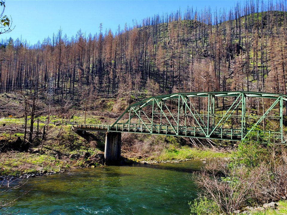 Memaloose Rd bridge over Clackamas River, Mt. Hood National Forest