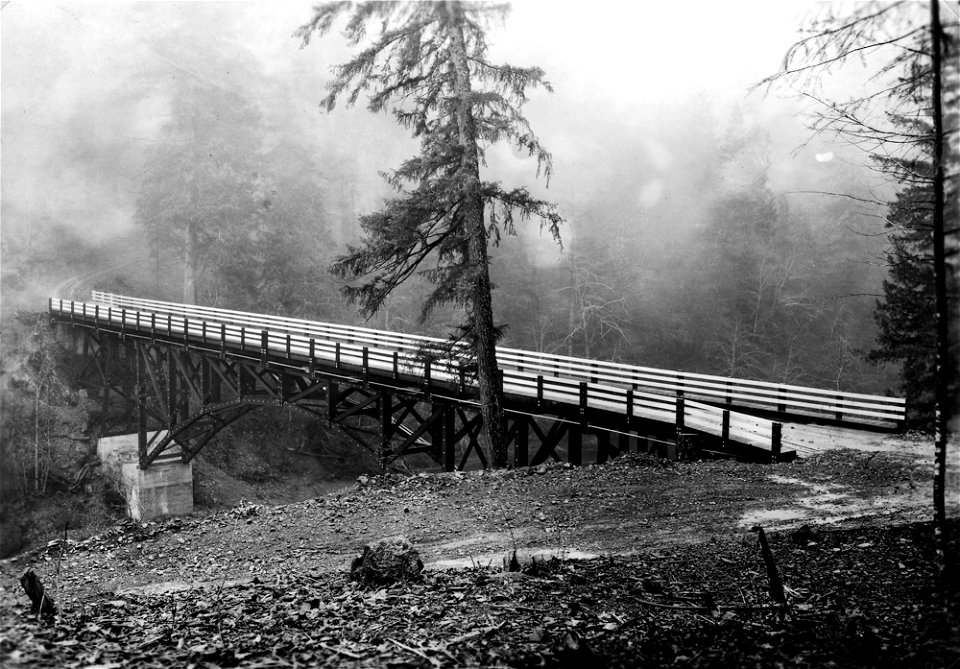 el-1439-mott-bridge-finished-12-21-1936jpg_49385181563_o