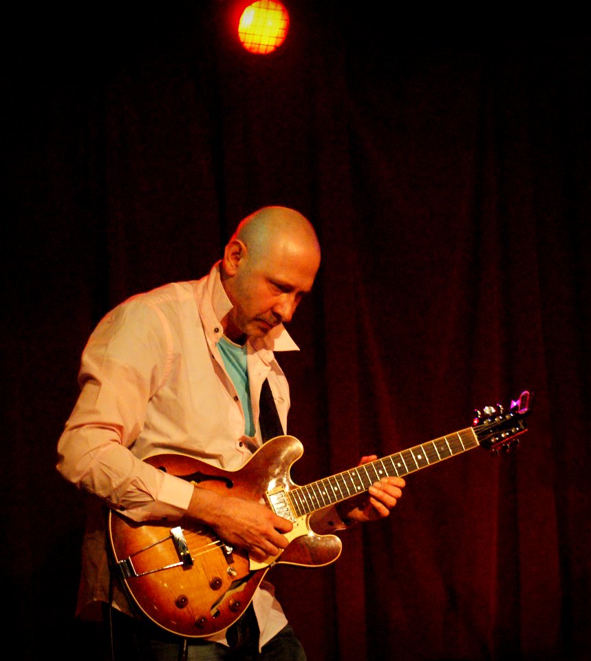 Yuri Honing’s Wired Paradise 17 februari 2010 Schuttershof Middelburg - Frank Möbus