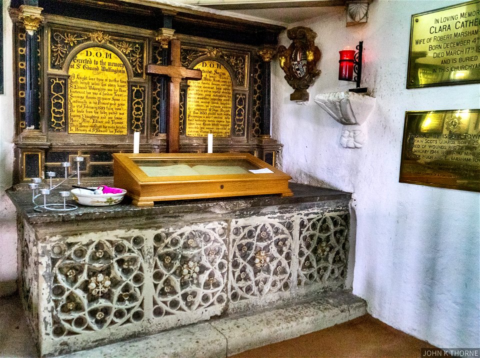 The Walsingham Tomb. Spymaster to Queen Elizabeth I. Christopher Marlowe, William Shakespeare conspiracy. Chislehurst