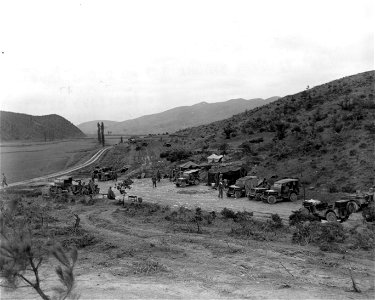 SC 348654 - Men of the 9th RCT, 2nd Inf. Div. set up HQs near the front lines near Yongsan, Korea. 16 September, 1950. photo