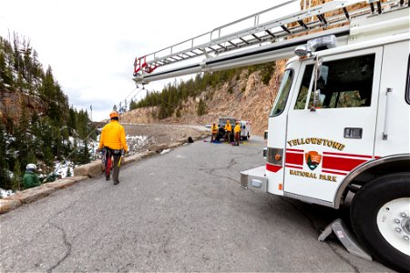 Yellowstone Search & Rescue Team training near Mammoth (3) photo