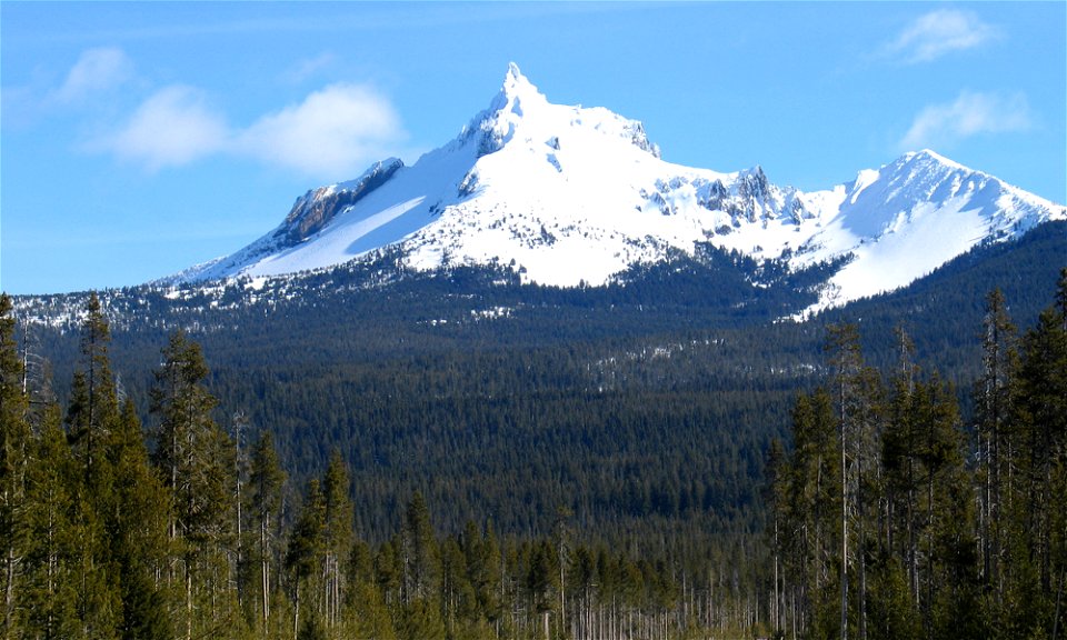 mt-thielsen-snowyjpg_49385869992_o