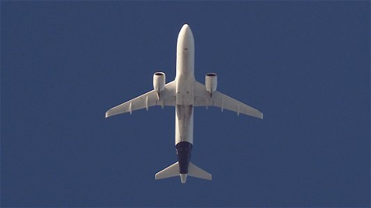 Airbus A320-271N D-AINF Lufthansa to Barcelona (20400 ft.)
