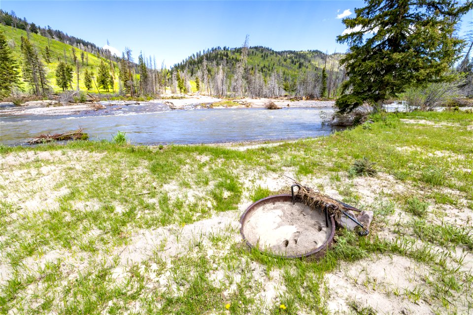 Yellowstone flood event 2022: Slough Creek Campground sand in firepit