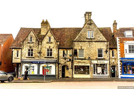 Andrew Smith huntsman stedham stedham (85 and 97) Andrew Smith (89) Huntsman (91) and 83 is the Flat Behind A Grade II Listed Building in West Malling, Kent