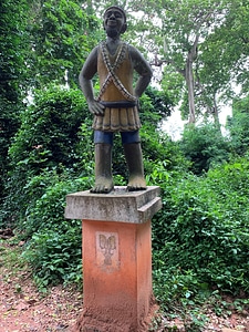 Statue local traditional faith photo