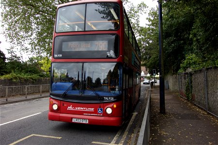 LX03OTD Maidstone London Road