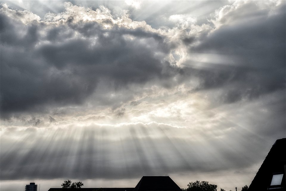 Der morgendliche Blick aus dem Schlafzimmerfenster photo