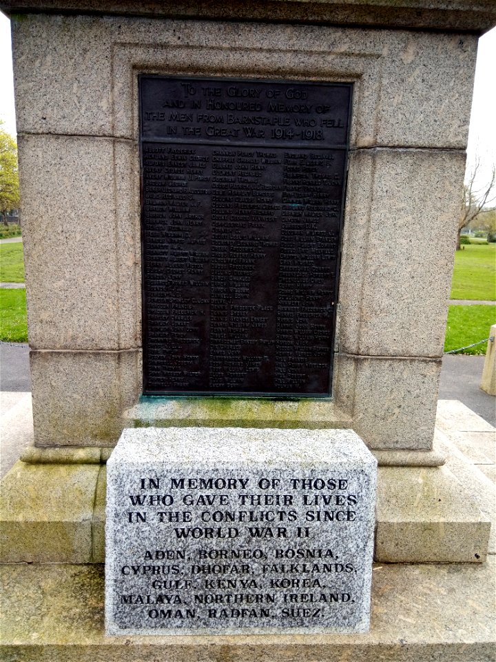 IMG_20230419_092233 World War 1 & 2 War Memorial , Rock Park, Barnstaple, North Devon , UK 19th April 2023