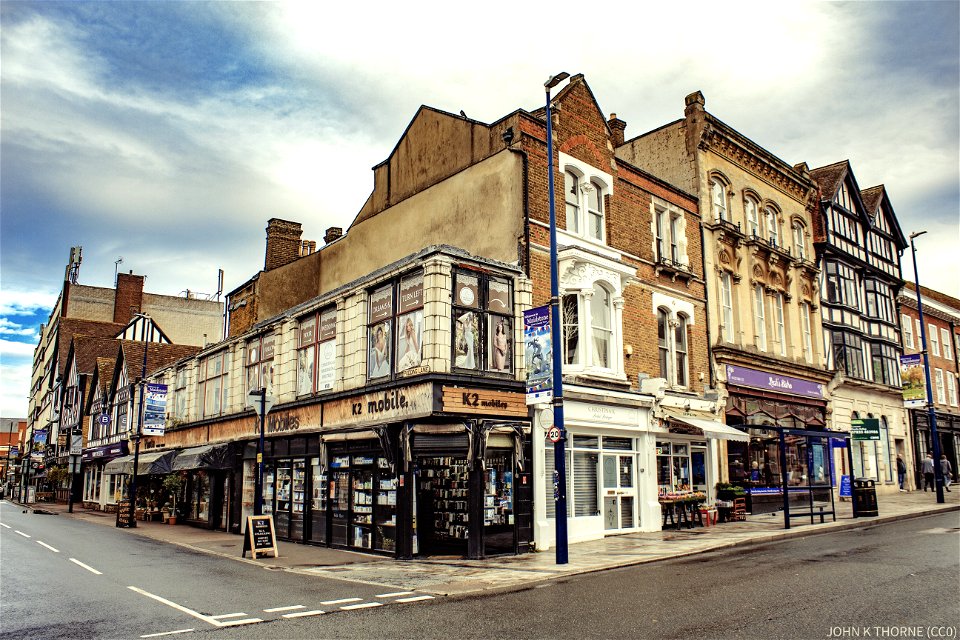Maidstone Shops. No Arriva buses blocking the view.