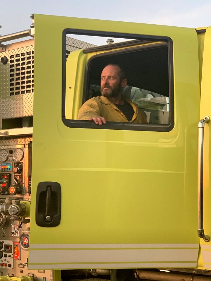 2021 BLM Fire Employee Photo Contest Category: Fire Personnel
