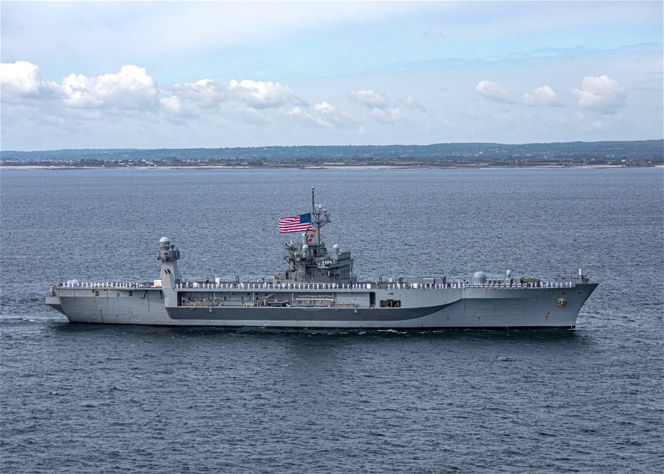 190527-N-EI510-0112