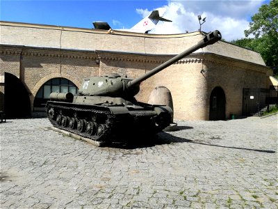 Muzeum Uzbrojenia w Poznaniu Tanks 12 photo