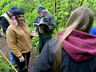 20220527-FS-GP-FS Biologists intructing at Cispus Learning Center-02